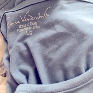 Woman’s sleep shirt NWOT never worn